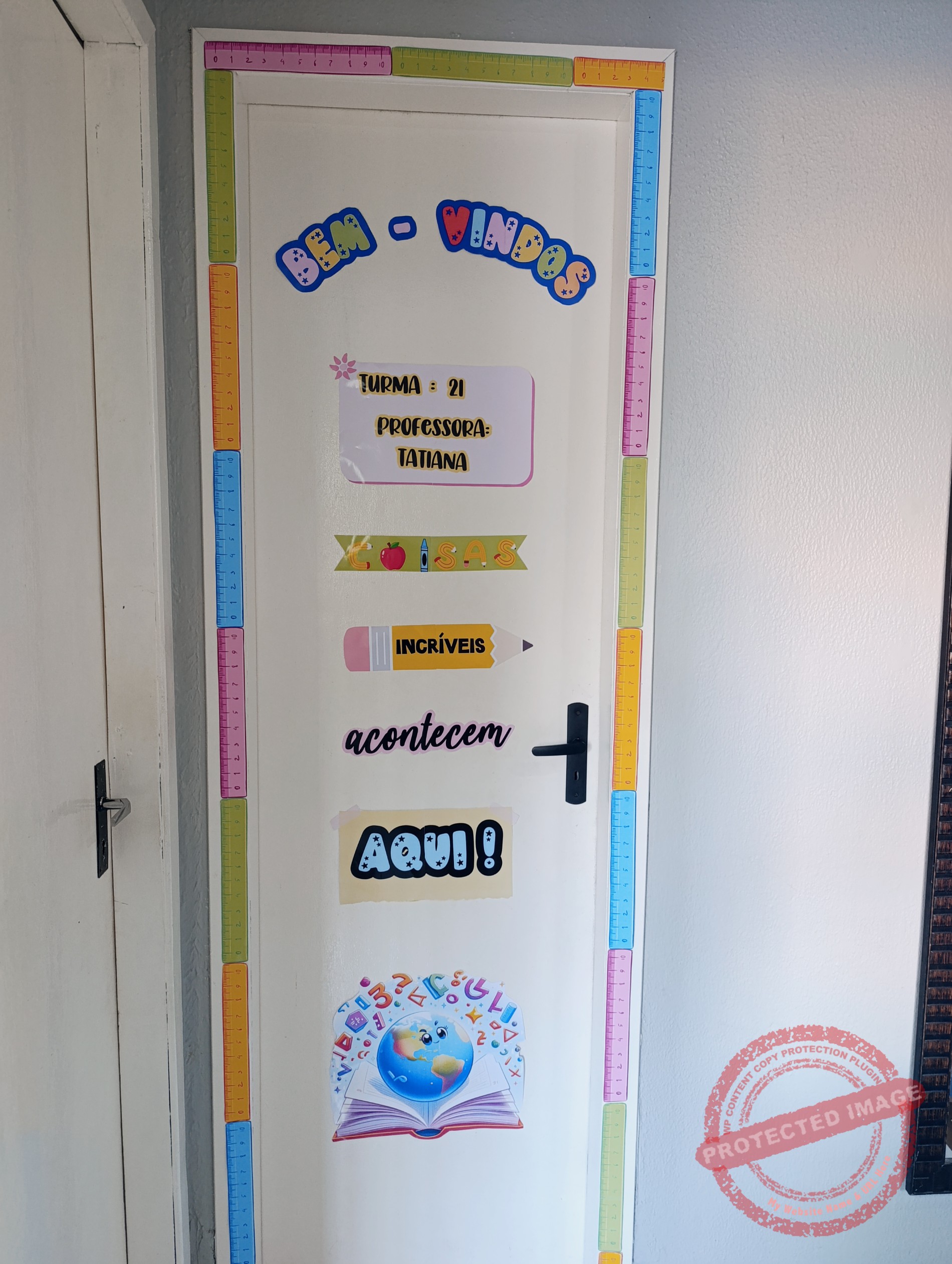 PORTA DE BOAS-VINDAS – SALA DE AULA